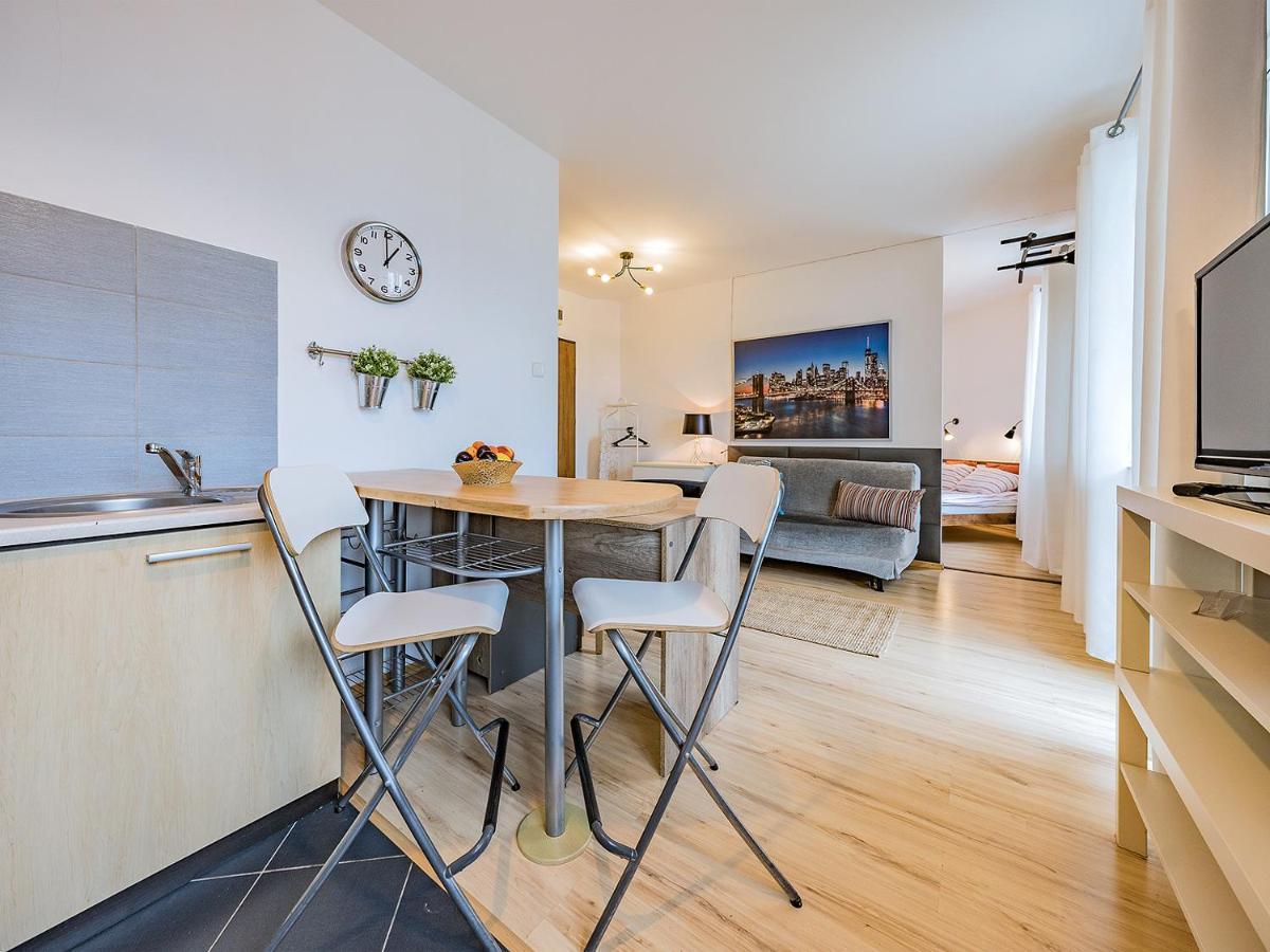 Apartament Z Balkonem I Bezplatnym Parkingiem Gdansk Exterior photo