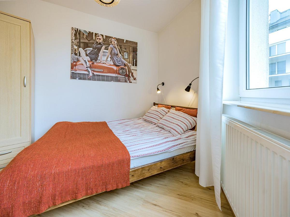 Apartament Z Balkonem I Bezplatnym Parkingiem Gdansk Exterior photo